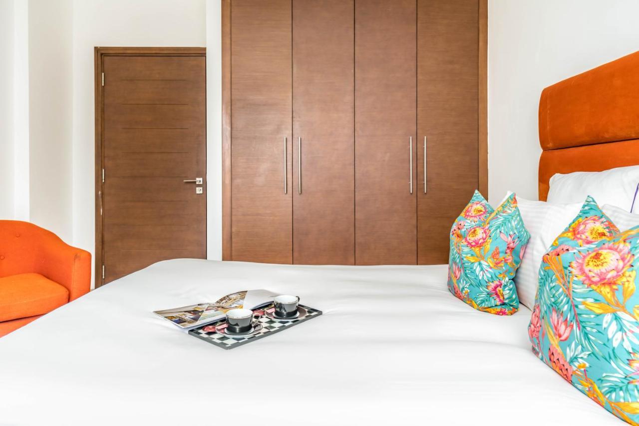 Dream Inn Apartments- West Wharf Tower Canal View Dubai Ngoại thất bức ảnh
