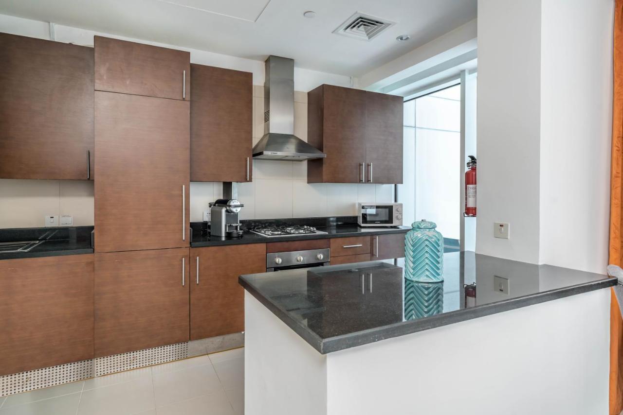 Dream Inn Apartments- West Wharf Tower Canal View Dubai Ngoại thất bức ảnh